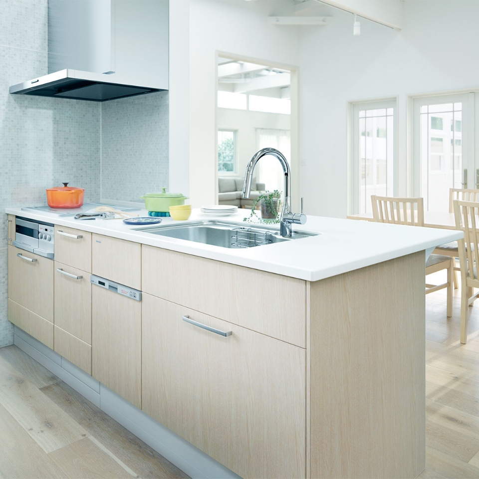 Happyの設備01_木製システムキッチン_オフェリア